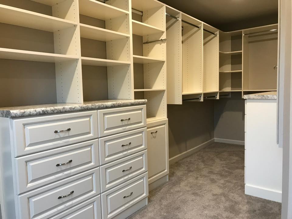 Pooler Space-saving Custom Walk In Closet