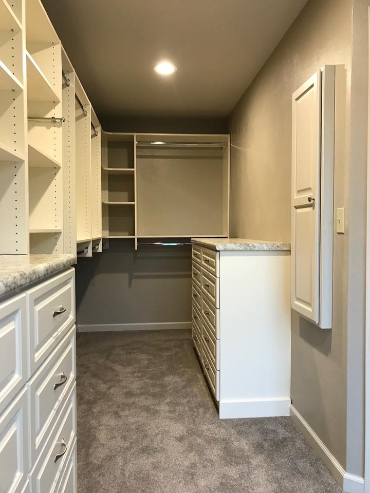 Hilton Head White Walk in Closet